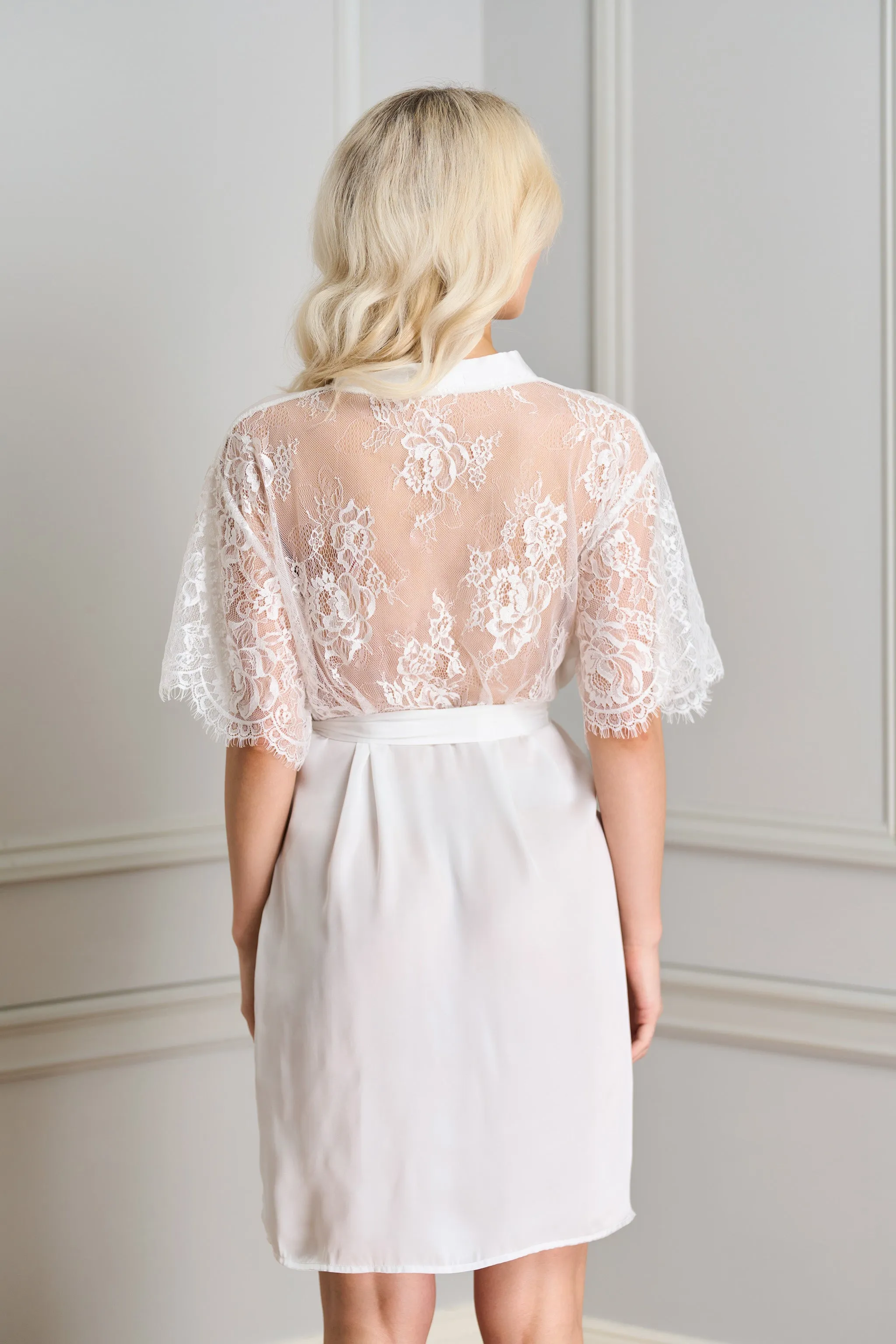 Blisse Lace Bridal Robe