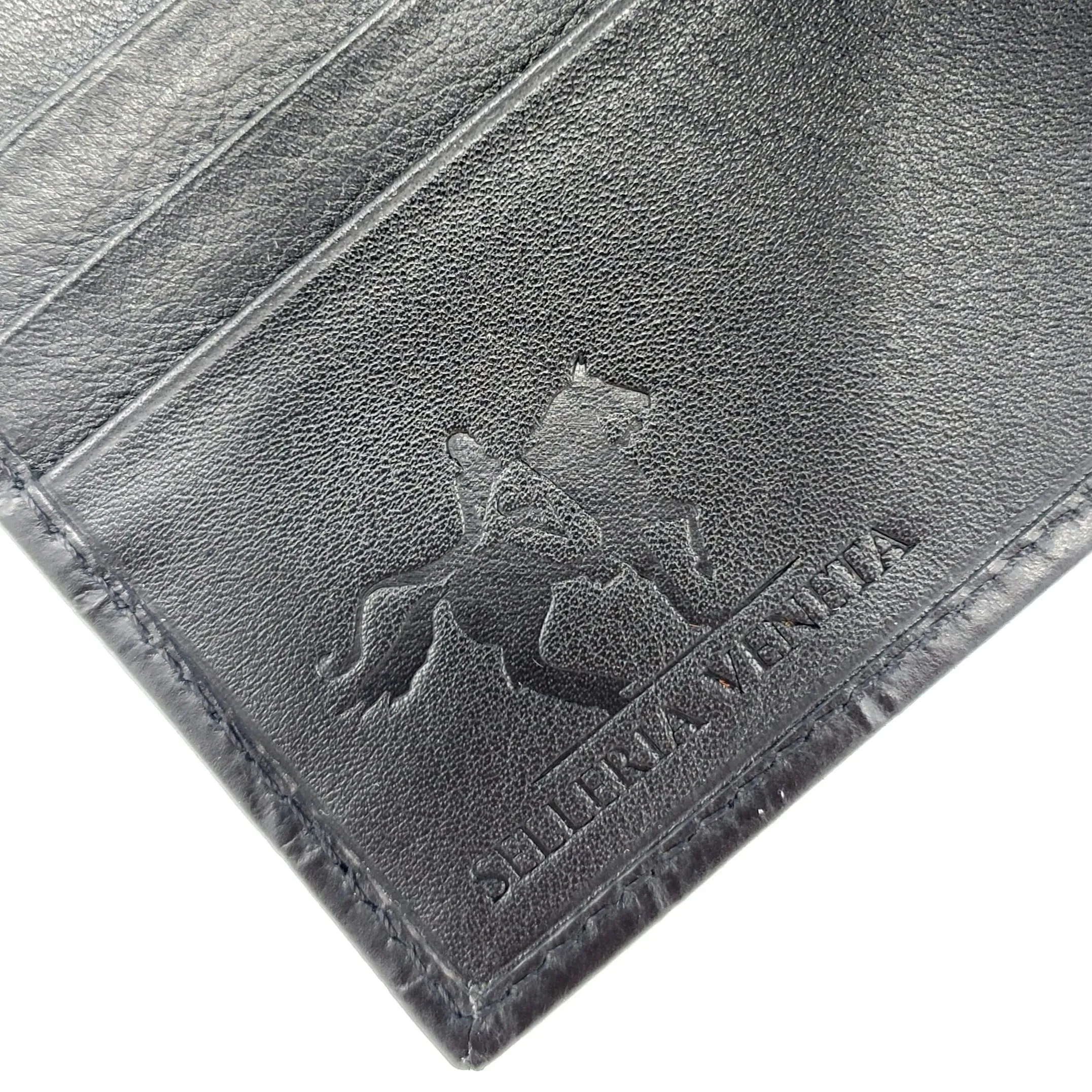 Wallet 8CC Embossed leather